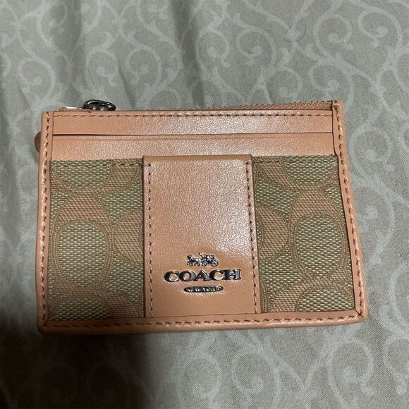 Coach Accessories - COACH Mini Skinny ID Case Cardholder Wallet & Key Chain NWT AUTHENTIC